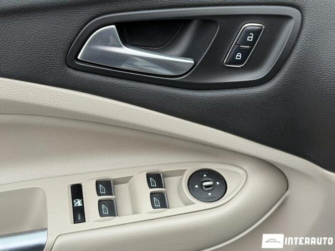 Ford C-MAX 35 interauto-car