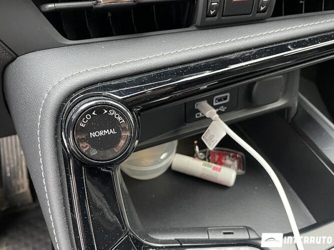 Lexus NX 200T 44 interauto-car