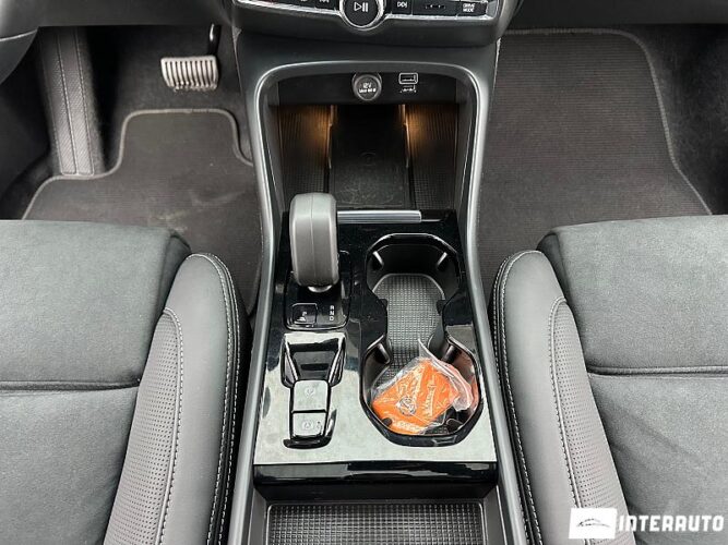 Volvo XC 40 51 interauto-car