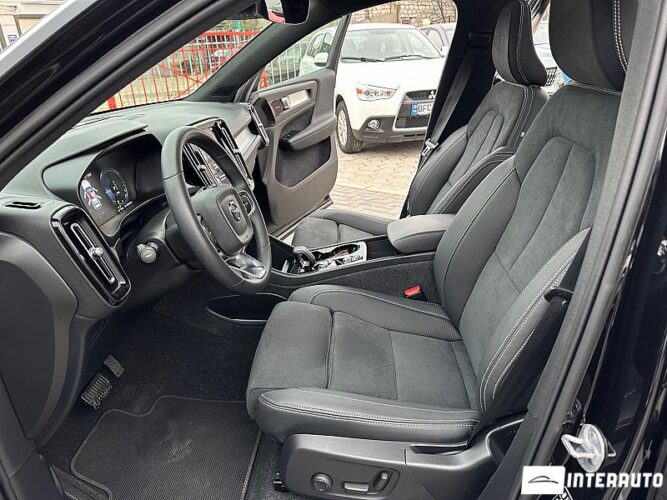 Volvo XC 40 42 interauto-car