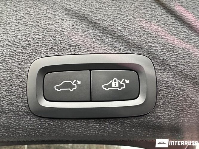 Volvo XC 40 61 interauto-car