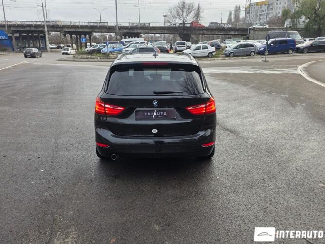 BMW 216d 35 interauto-car