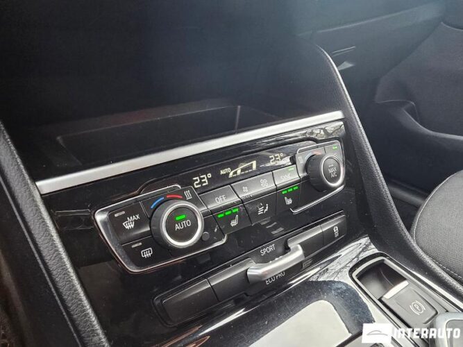 BMW 216d 44 interauto-car