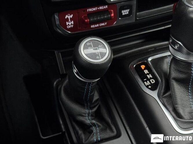 Jeep Wrangler 45 interauto-car