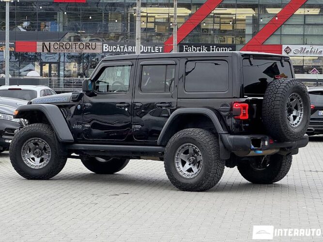 Jeep Wrangler 36 interauto-car