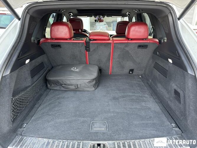 Porsche Cayenne E-Hybrid 62 interauto-car