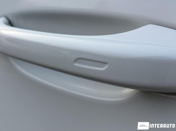 Porsche Cayenne E-Hybrid 43 interauto-car