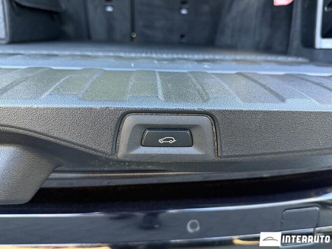 BMW X5 4.0i 63 interauto-car