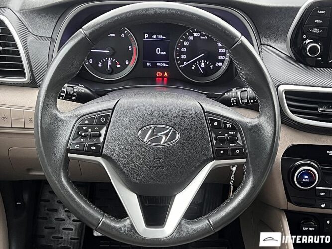 Hyundai Tucson 40 interauto-car