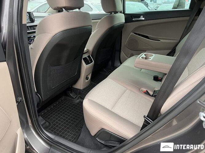 Hyundai Tucson 51 interauto-car