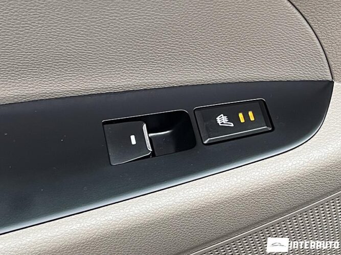 Hyundai Tucson 52 interauto-car