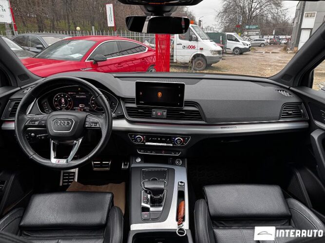 Audi Q5 46 interauto-car