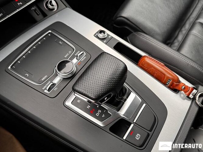 Audi Q5 51 interauto-car