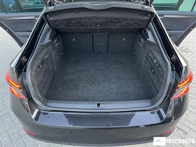 Skoda Superb 59 interauto-car