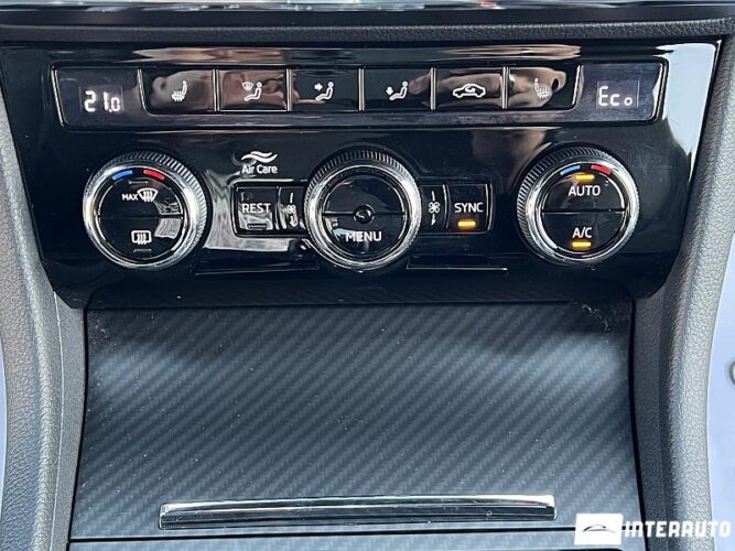 Skoda Superb 46 interauto-car