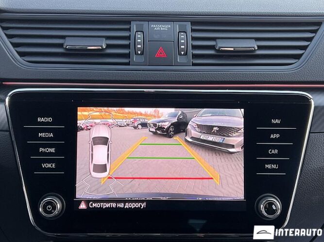 Skoda Superb 45 interauto-car