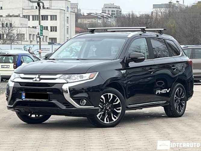Mitsubishi Outlander 27 interauto-car