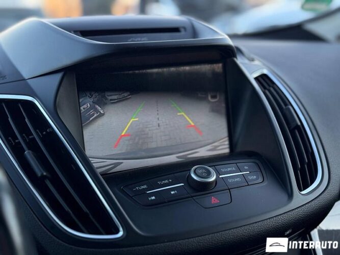 Ford C-MAX 38 interauto-car