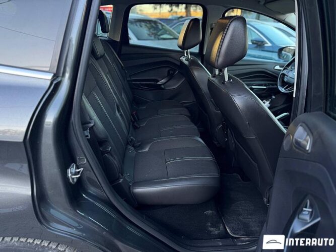 Ford C-MAX 42 interauto-car