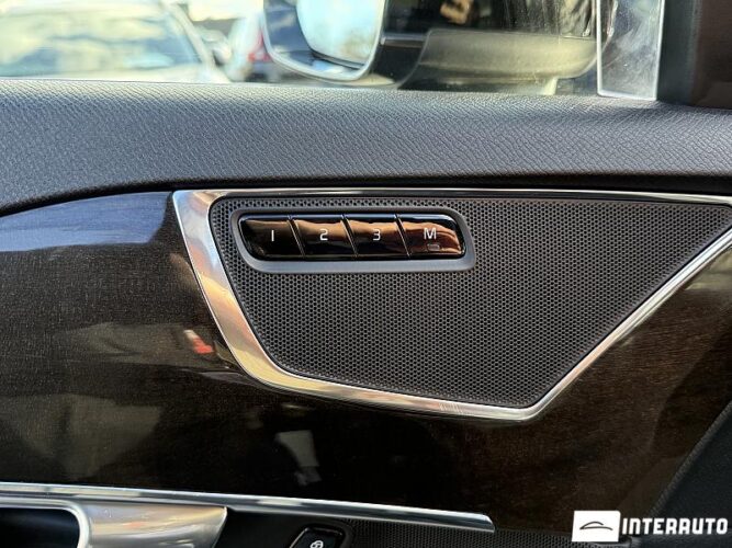 Volvo XC 90 61 interauto-car