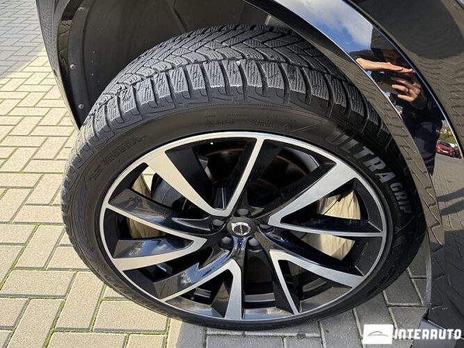 Volvo XC 90 57 interauto-car