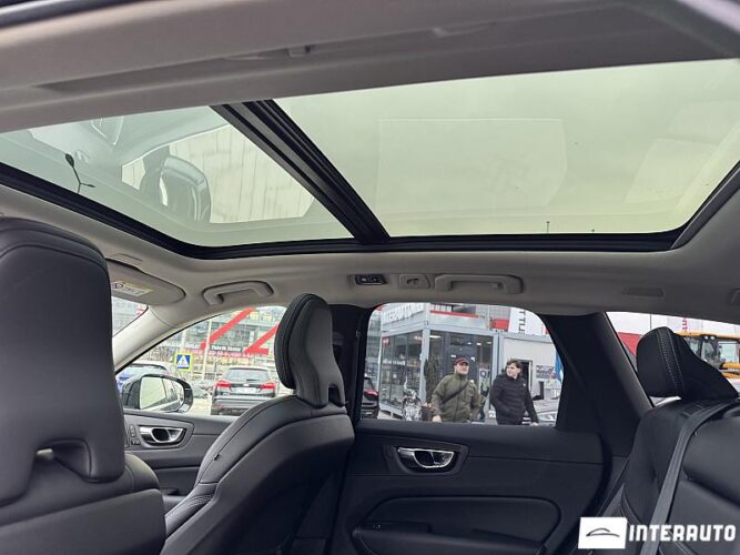 Volvo XC 60 51 interauto-car