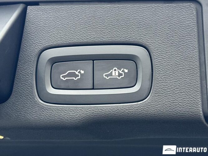 Volvo XC 60 56 interauto-car