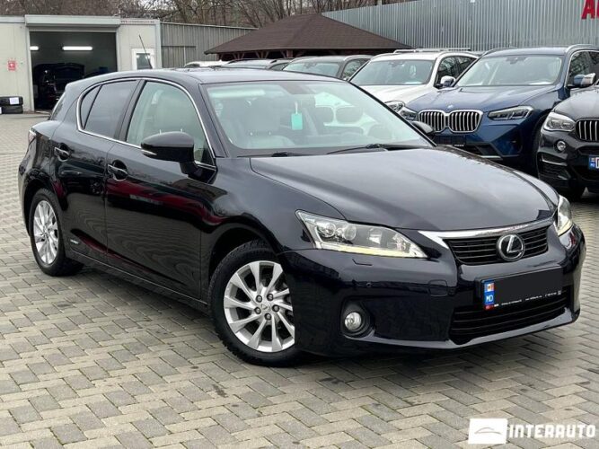Lexus CT 200h 30 interauto-car