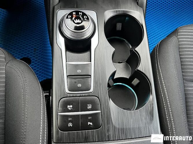 Ford Focus 44 interauto-car