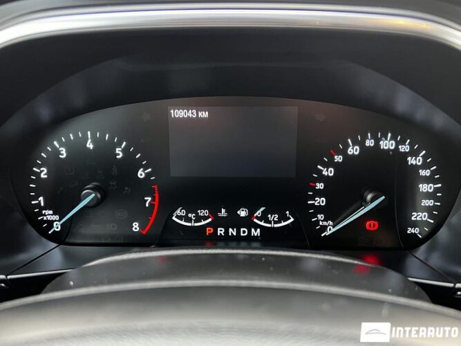 Ford Focus 41 interauto-car