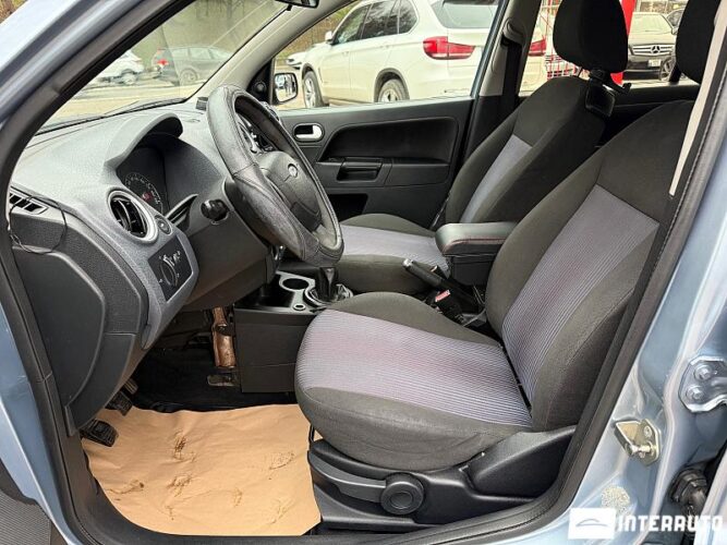 Ford Fusion 30 interauto-car