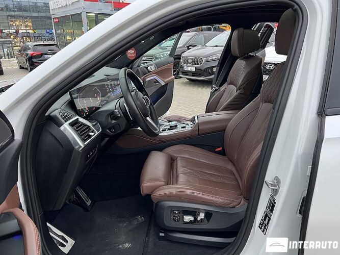 BMW X6 4.0i 45 interauto-car