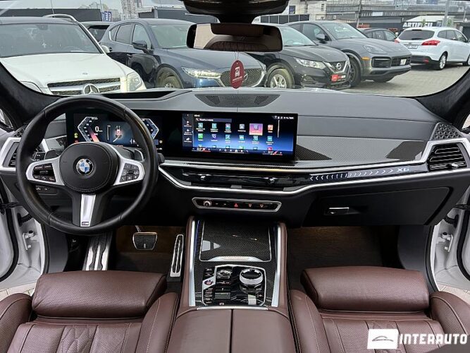 BMW X6 4.0i 46 interauto-car