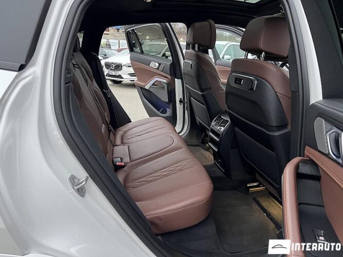 BMW X6 4.0i 58 interauto-car