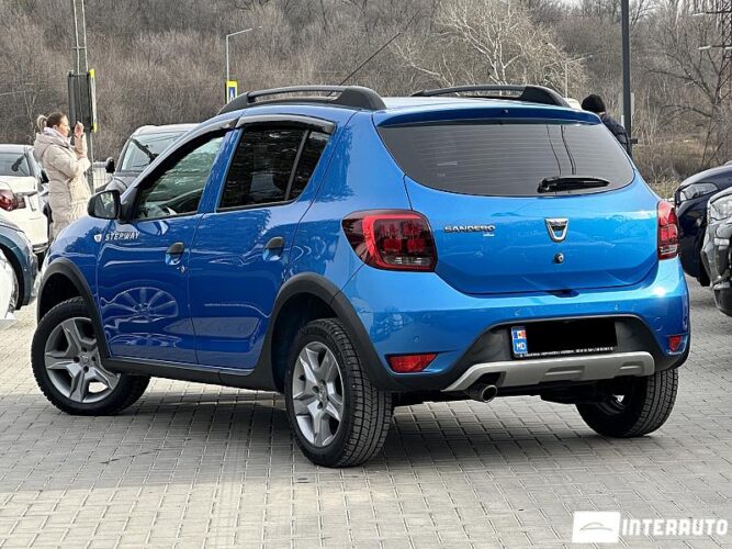 Dacia Sandero Stepway 33 interauto-car