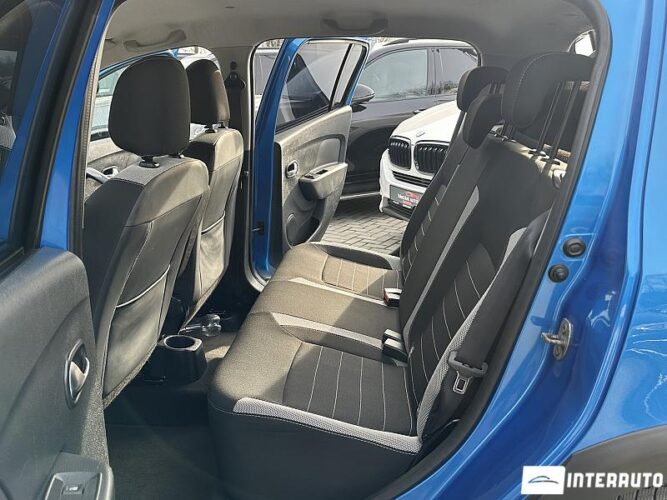 Dacia Sandero Stepway 41 interauto-car