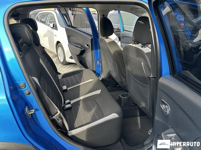 Dacia Sandero Stepway 42 interauto-car