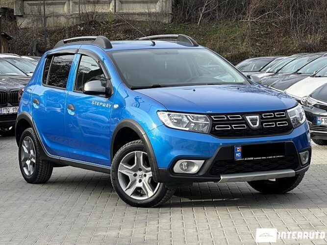Dacia Sandero Stepway 30 interauto-car