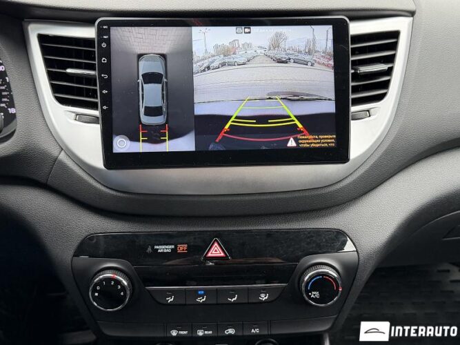 Hyundai Tucson 40 interauto-car