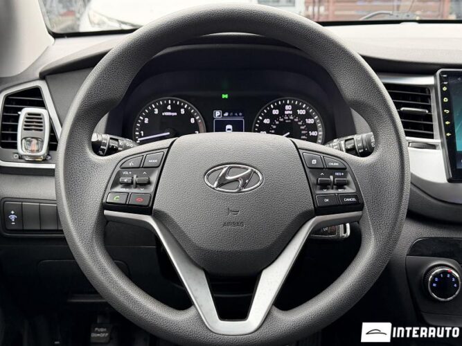 Hyundai Tucson 38 interauto-car