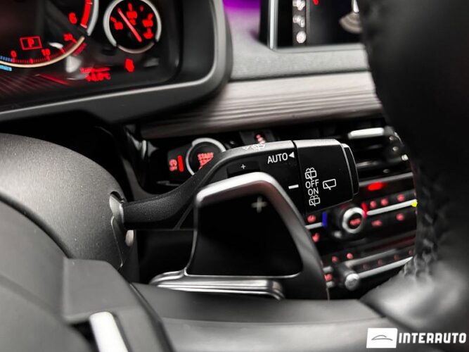 BMW X5 3.0D 48 interauto-car