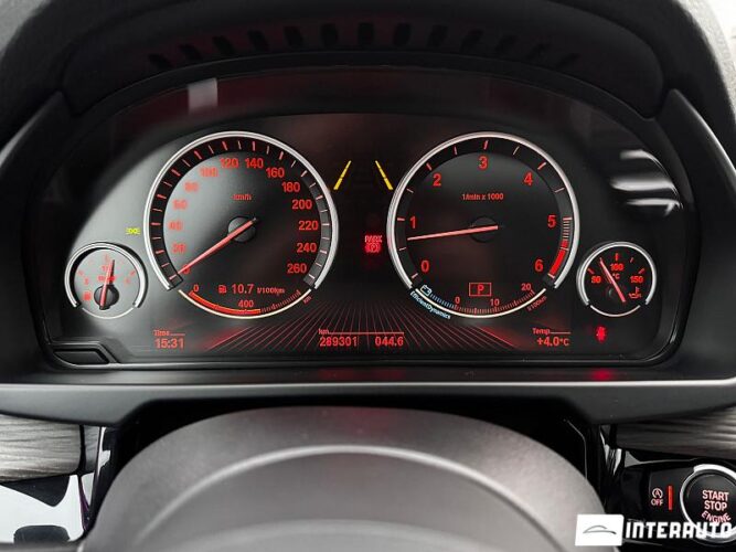 BMW X5 3.0D 44 interauto-car