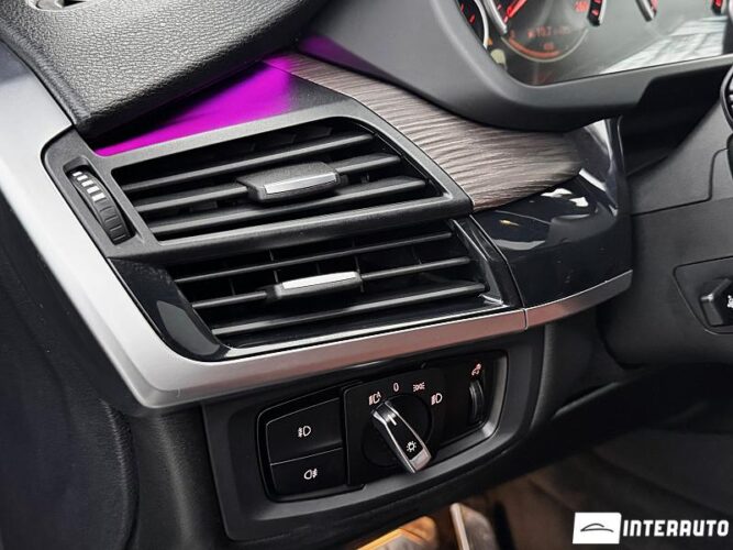 BMW X5 3.0D 50 interauto-car