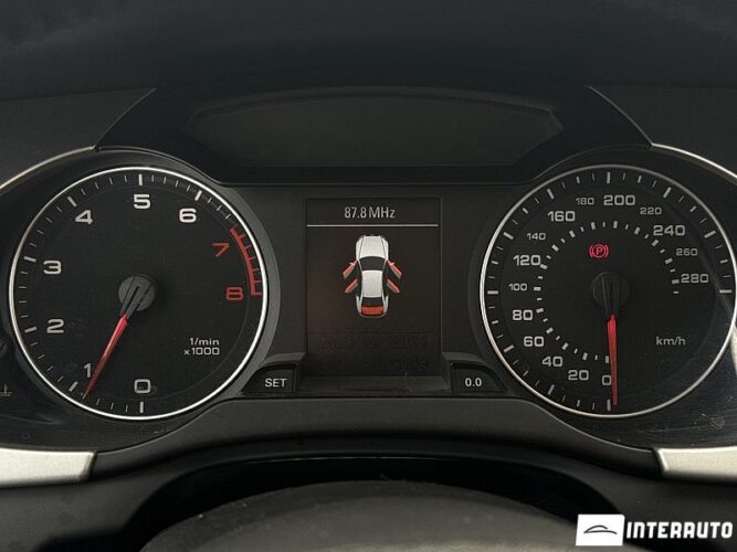 Audi A4 37 interauto-car