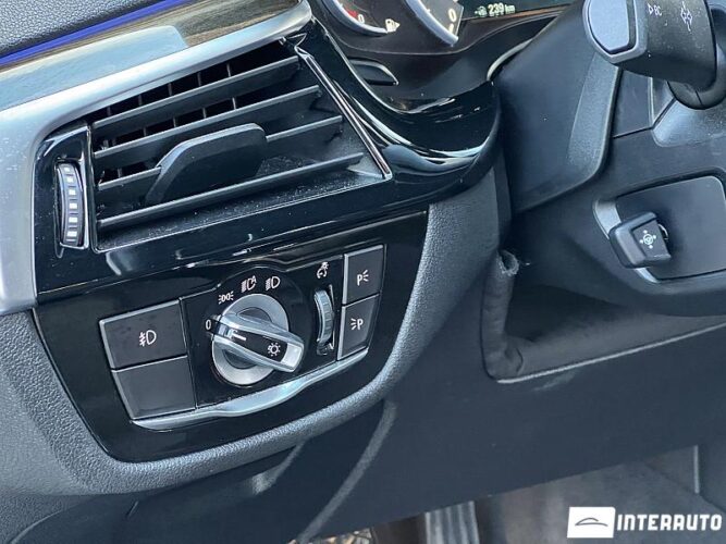 BMW 530e 48 interauto-car