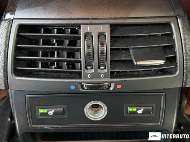 BMW X6 3.5i 52 interauto-car