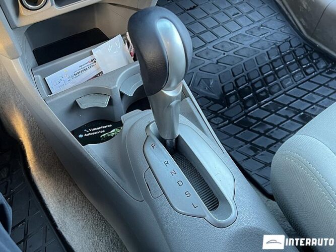 Honda Insight 38 interauto-car