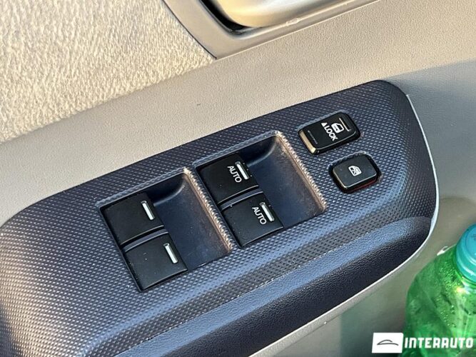 Honda Insight 43 interauto-car