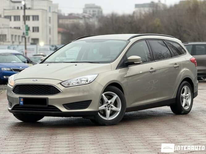 Ford Focus 31 interauto-car