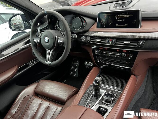 BMW X5 5.0i 43 interauto-car